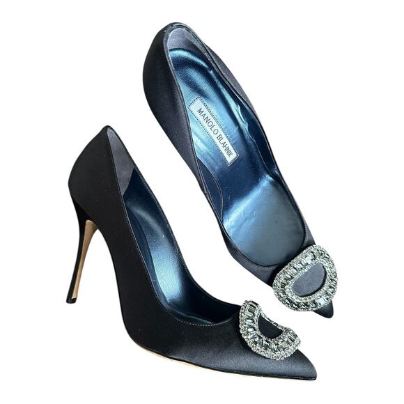 Manolo Blahnik Crystal Jeweled Broach Black High Heel Pumps 38.5 - Picture 9 of 9